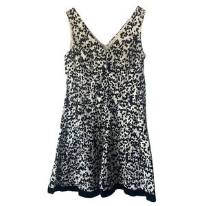 R&K Originals Black‎ and White Sleeveless V Neck Dress Size 14